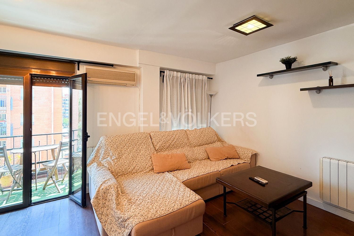 Living room of Apartment to rent in  Valencia Capital  with Air Conditioner, Heating and Parquet flooring
