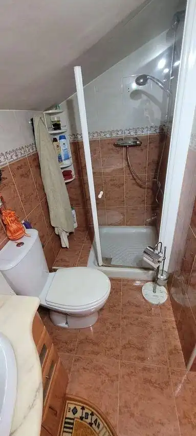 Badezimmer von Maisonette zum Verkauf in Belorado mit Heizung und Parkett