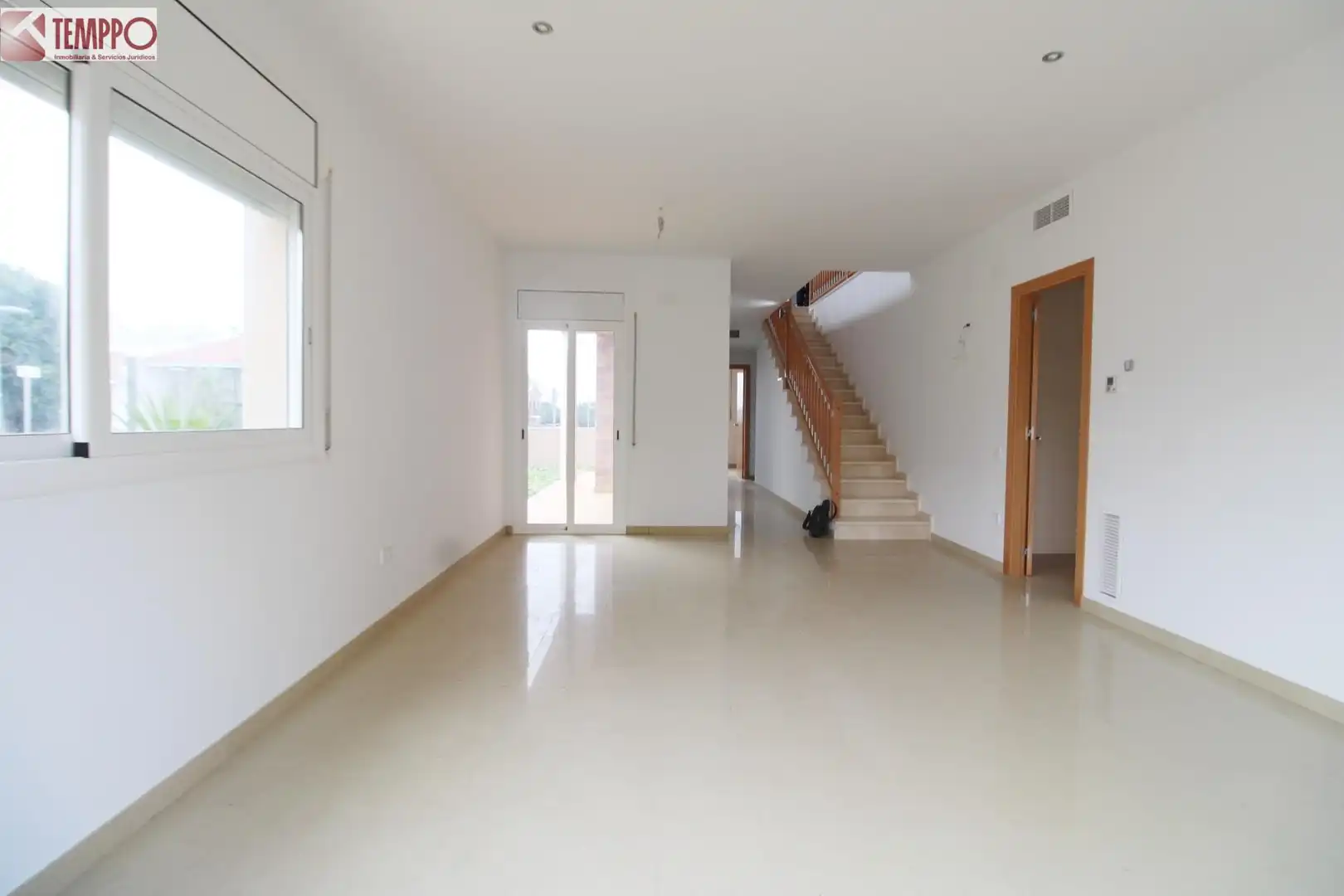 Casa adosada en venta en Llorenç del Penedès con Calefacción, Jardín privado y Terraza