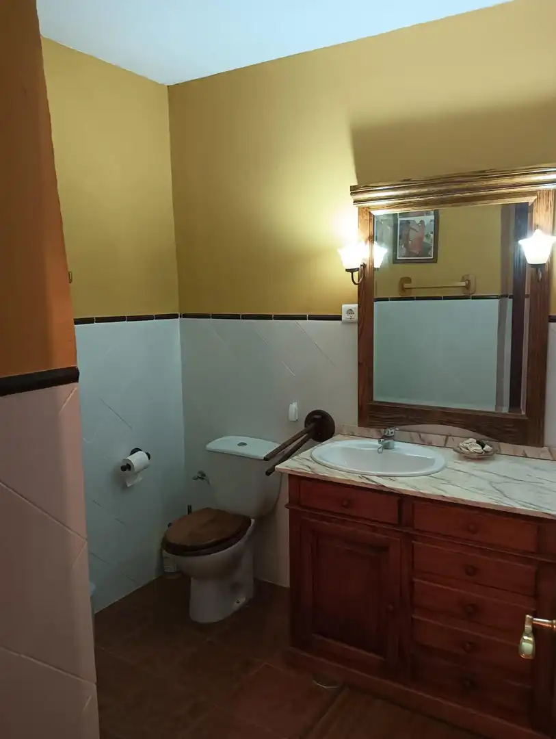 Baño de Casa o chalet en venta en Aldea del Cano con Calefacción, Jardín privado y Amueblado