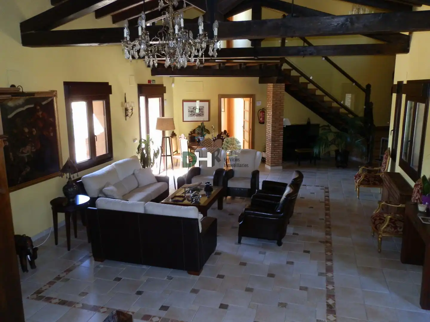 Sala de estar de Edificio en venta en Cáceres