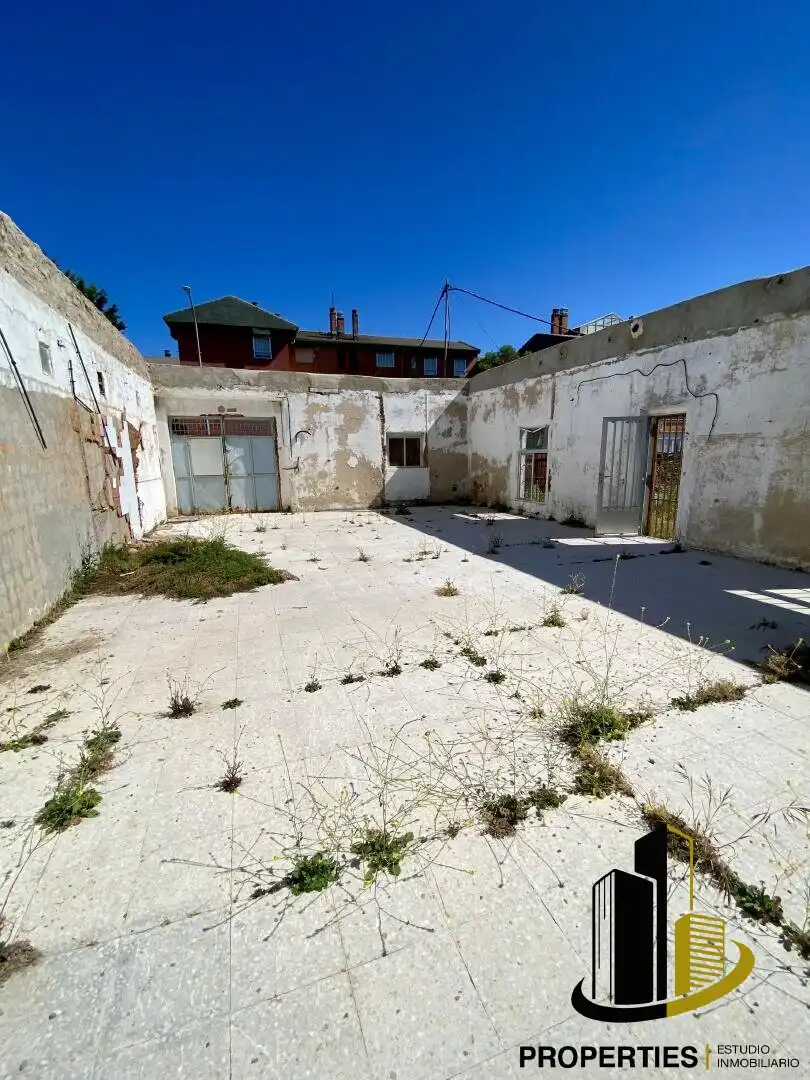 Terreny residencial en venda a Guijuelo, imagen 4