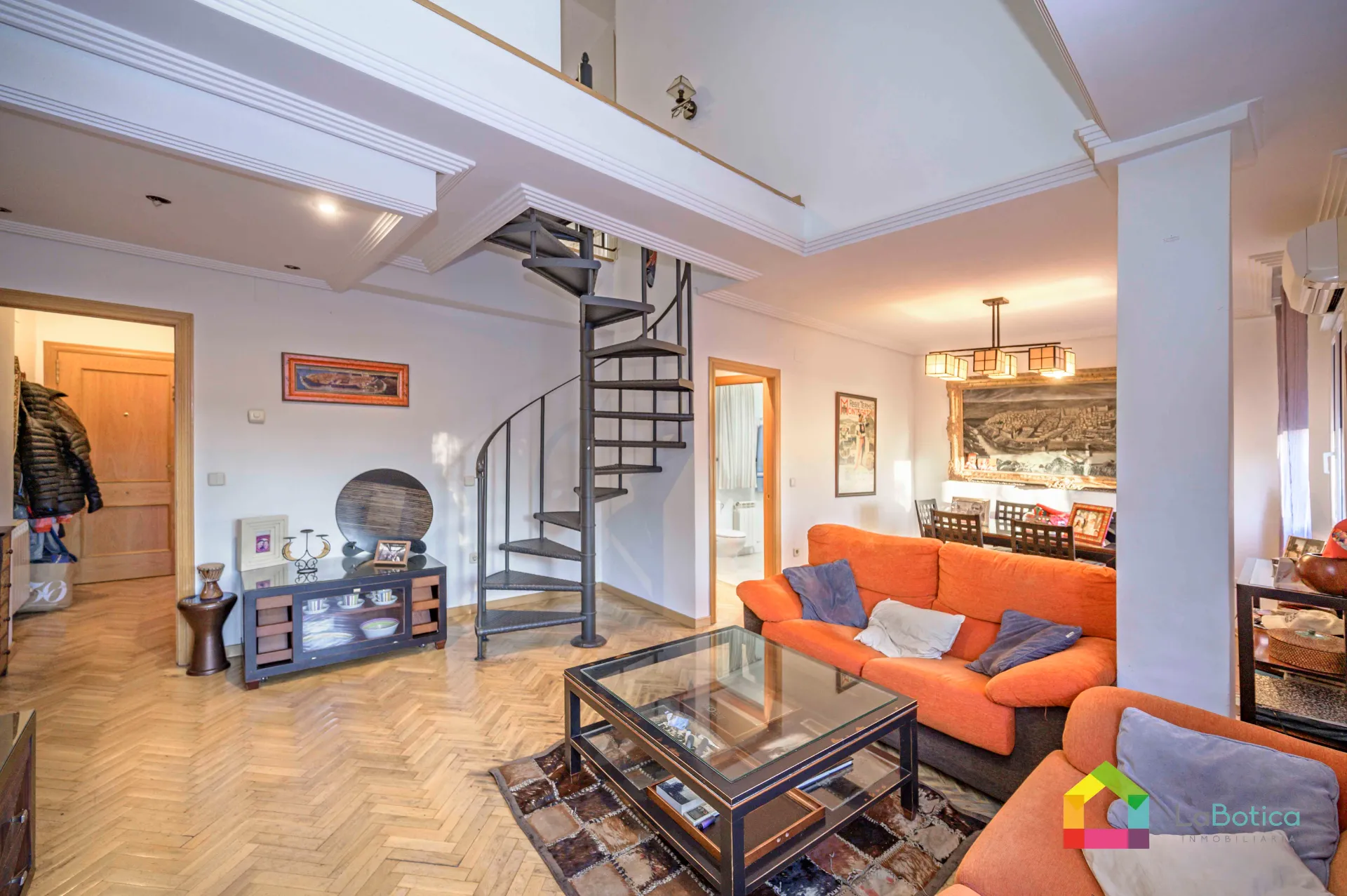 Sala d'estar de Pis en venda en  Toledo Capital amb Calefacció