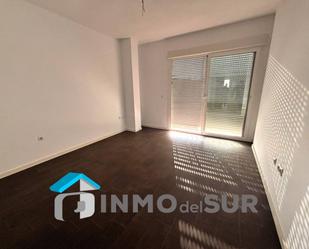 Vista exterior de Dúplex en venda en Cabra amb Terrassa i Balcó
