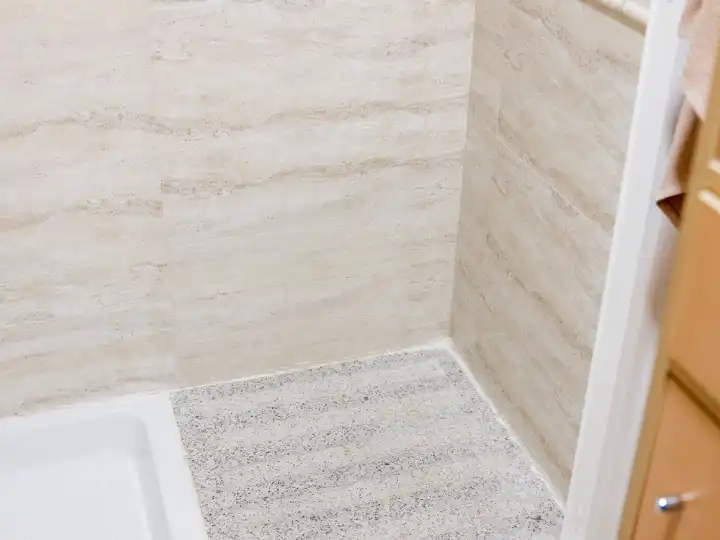 Bathroom of Flat for sale in Maracena  with Air Conditioner, Terrace and Balcony