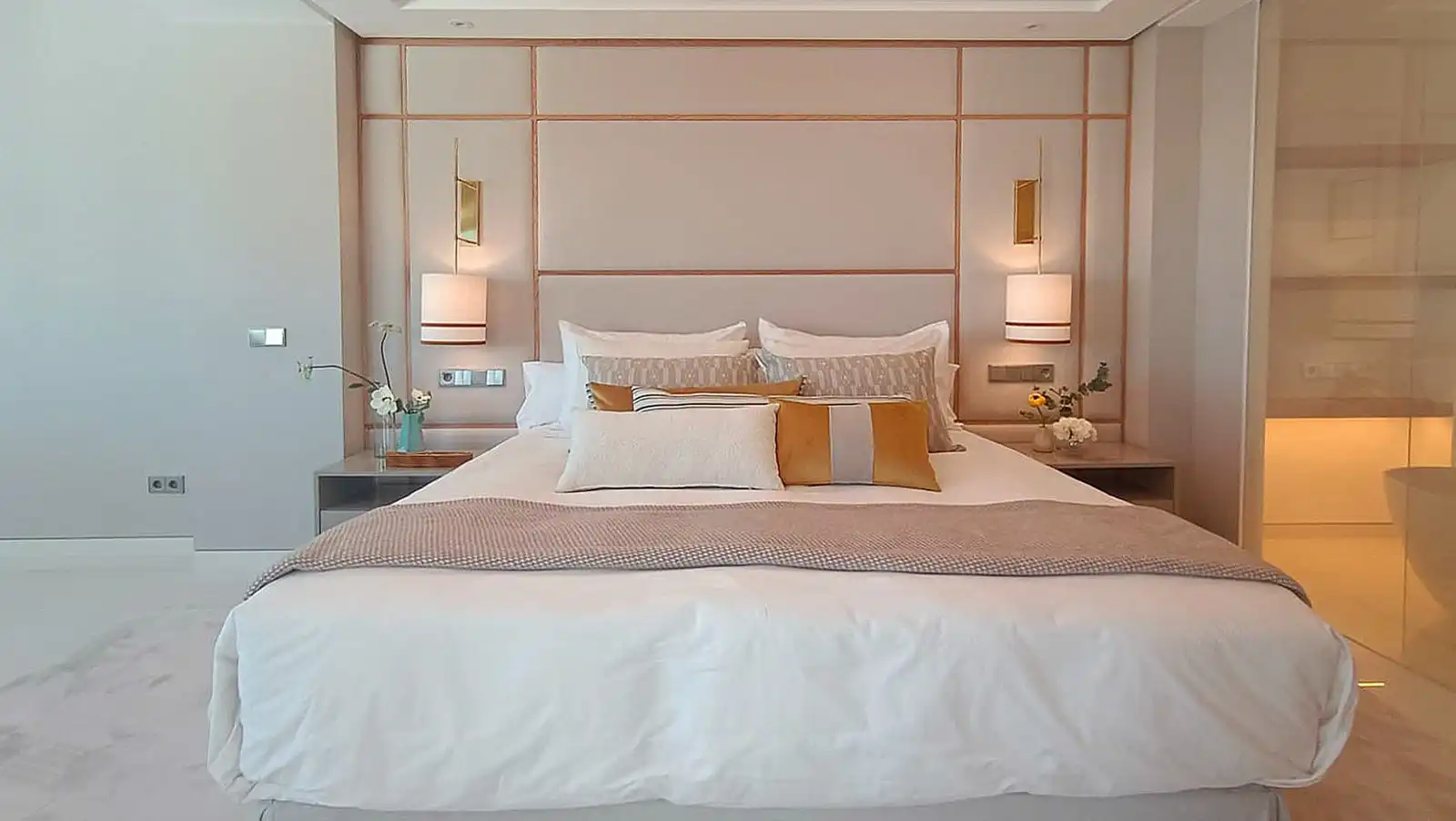 Habitación de Apartamento en venta en Marbella con Aire acondicionado, Calefacción y Terraza