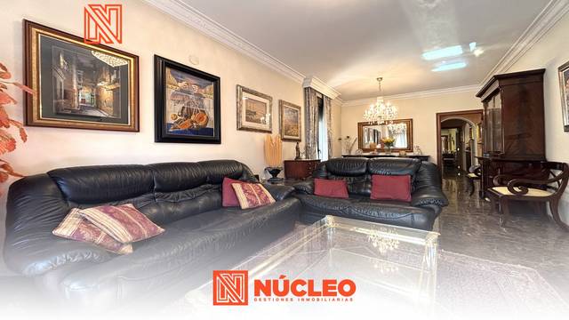 Casa-chalet en Venta en Plaça d'Isabel la Catòlica en Plaza Illes Columbretes