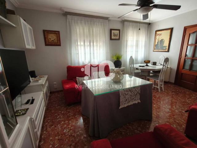 Casa-chalet en Venta en Baena
