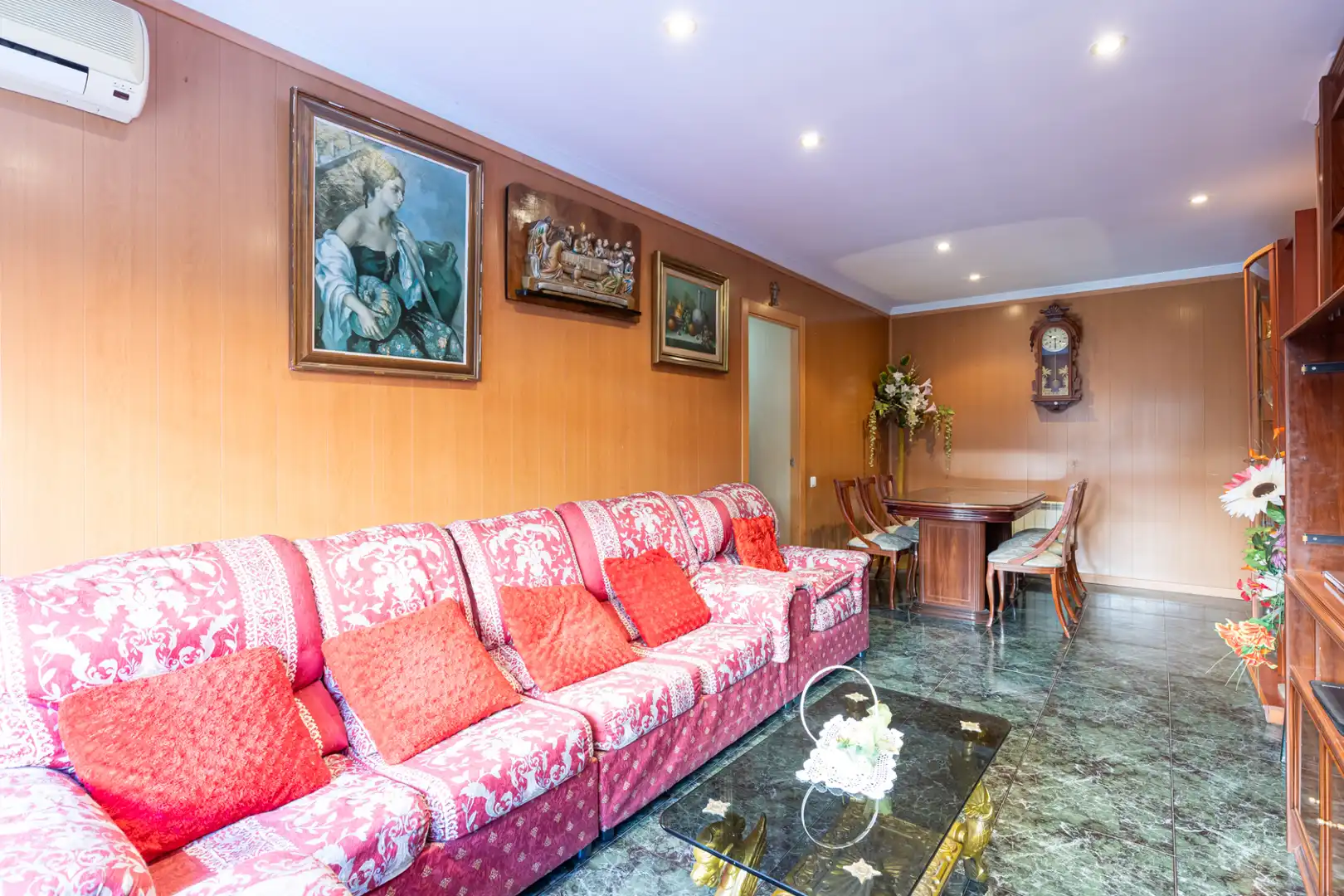 Living room of Flat for sale in Terrassa  with Air Conditioner, Heating and Terrace