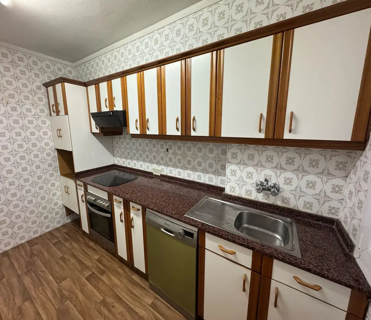Cocina de Piso en venta en Gijón  con Calefacción y Parquet