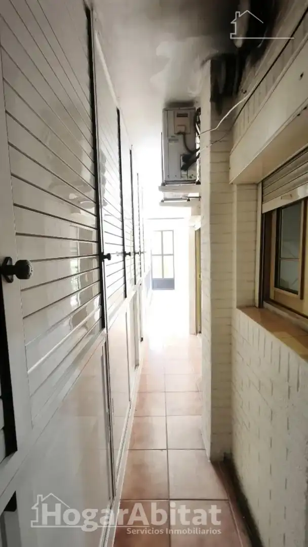 Flat for sale in Valencia  with Air Conditioner, Heating and Balcony