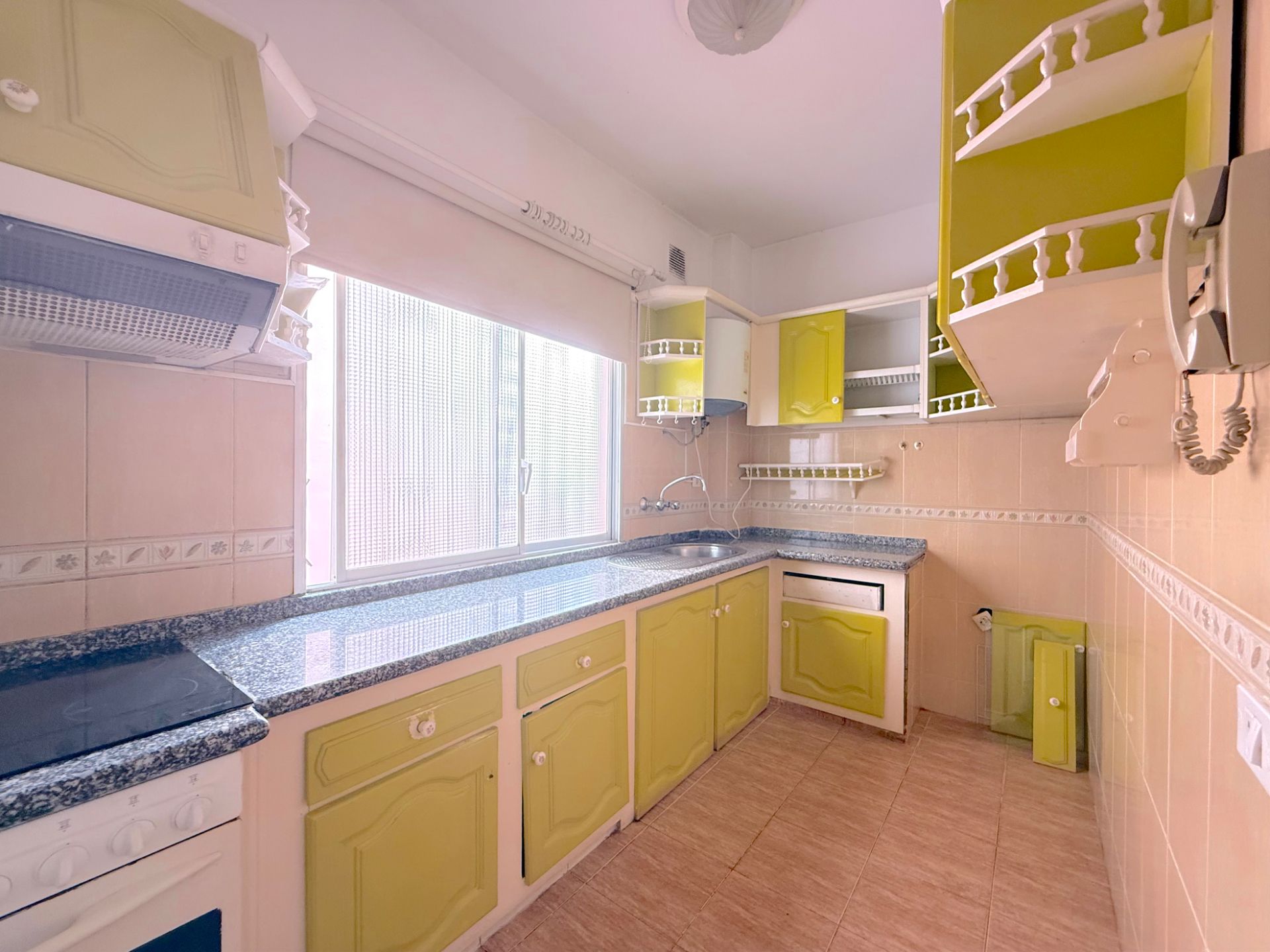Kitchen of Flat for sale in  Santa Cruz de Tenerife Capital