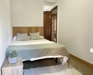 Bedroom of Flat to share in  Sevilla Capital  with Air Conditioner and Terrace