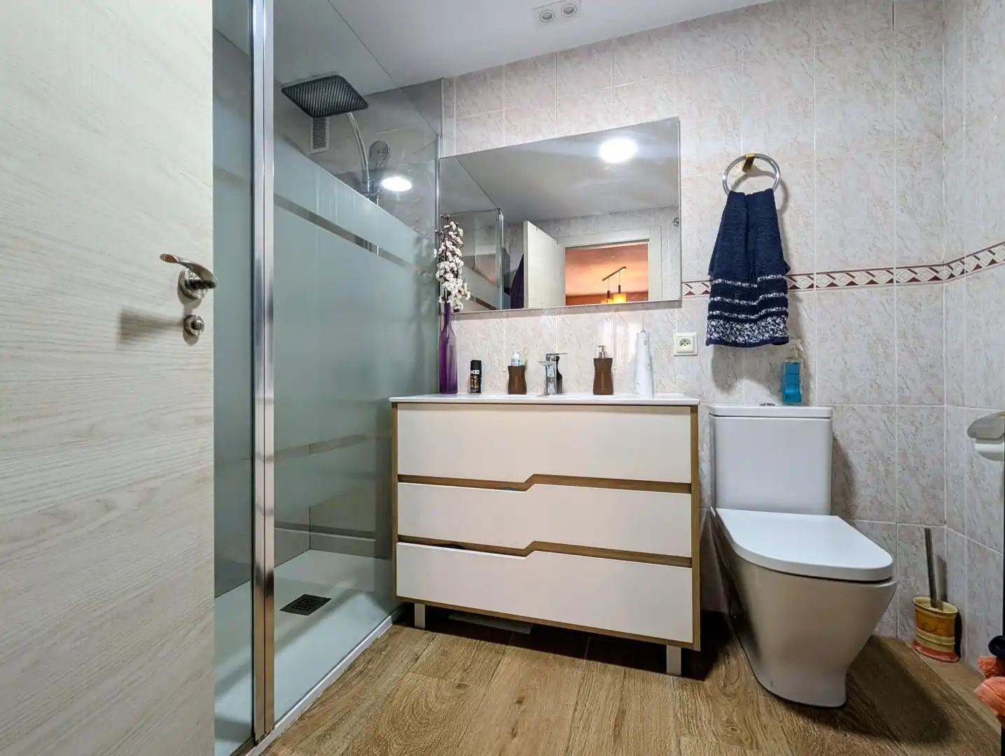 Bathroom of Flat for sale in Paiporta  with Air Conditioner, Terrace and Storage room