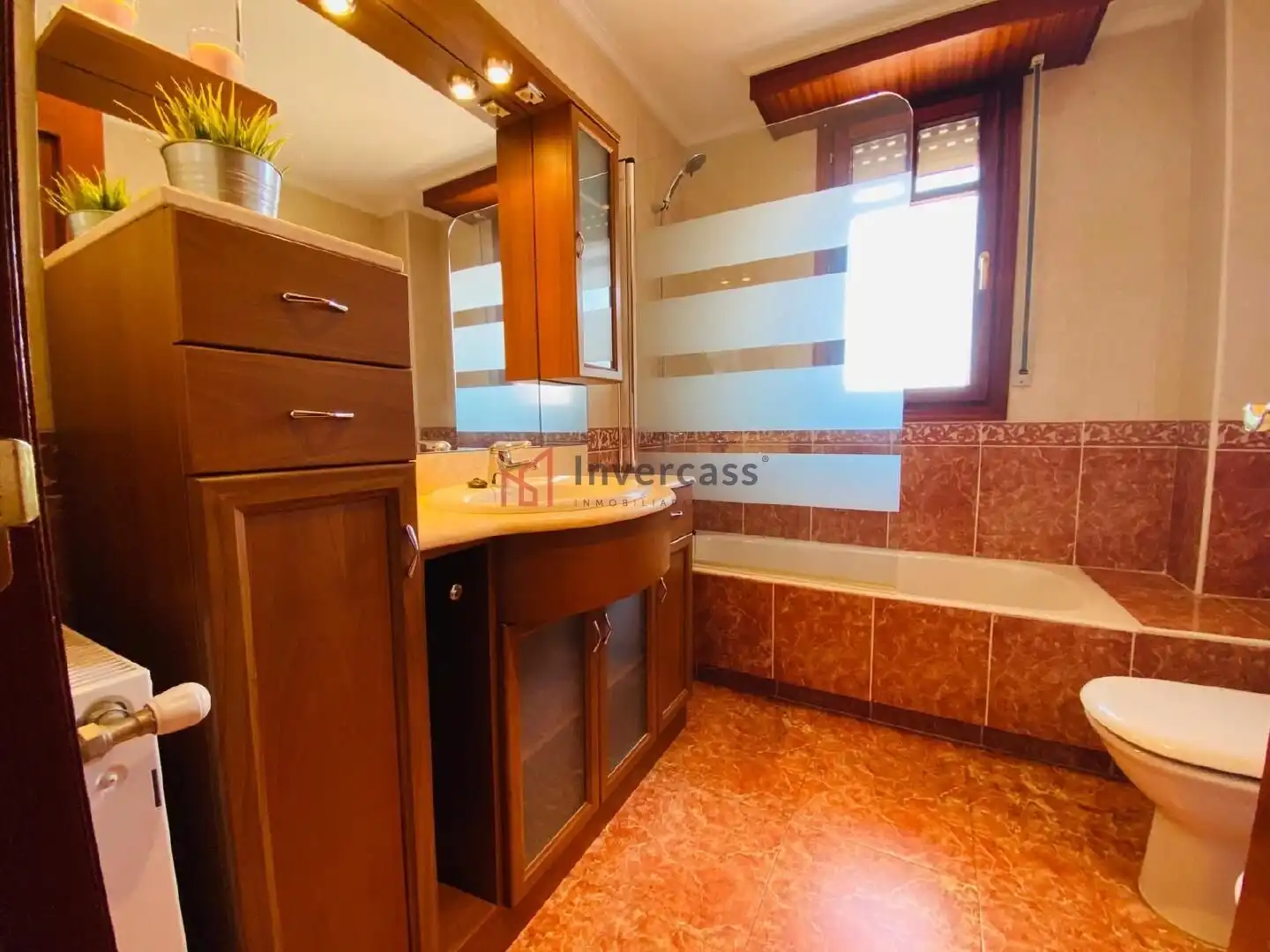 Baño de Casa adosada en venta en Castro-Urdiales