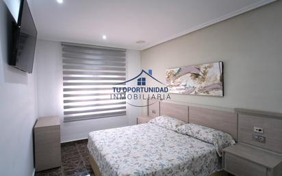 Dormitori de Casa adosada en venda en  Murcia Capital amb Aire condicionat