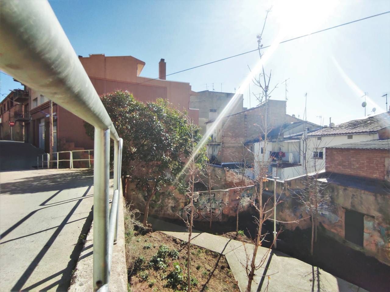 Vista exterior de Residencial en venda en Manresa