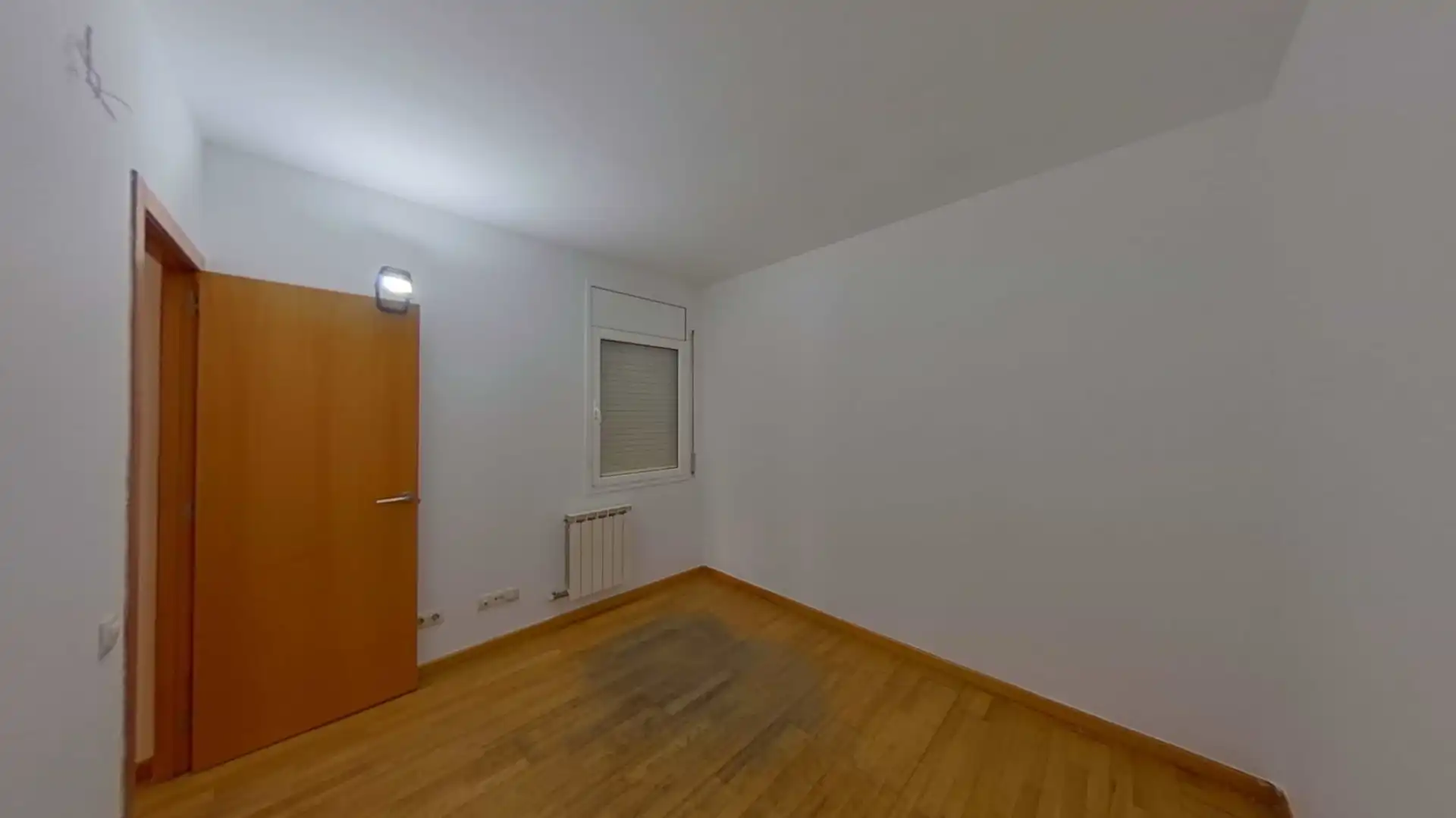 Bedroom of Flat for sale in Sabadell