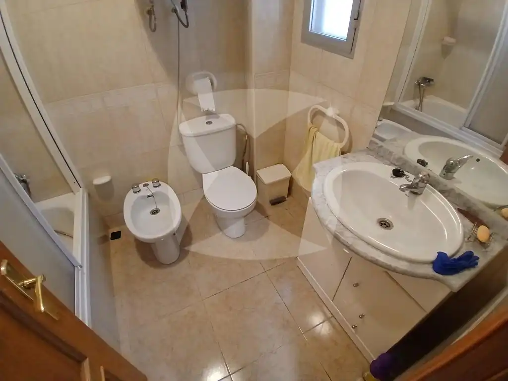 Badezimmer von Geschaftsraum zum Verkauf in Badajoz mit Klimaanlage