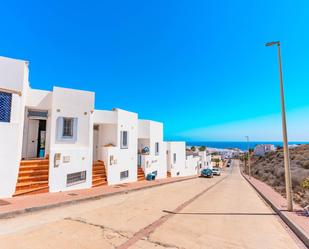 Vista exterior de Dúplex en venda en Níjar amb Aire condicionat