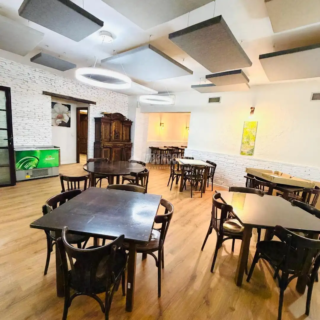 Commercial properties for sale in Villaconejos  with Air Conditioner