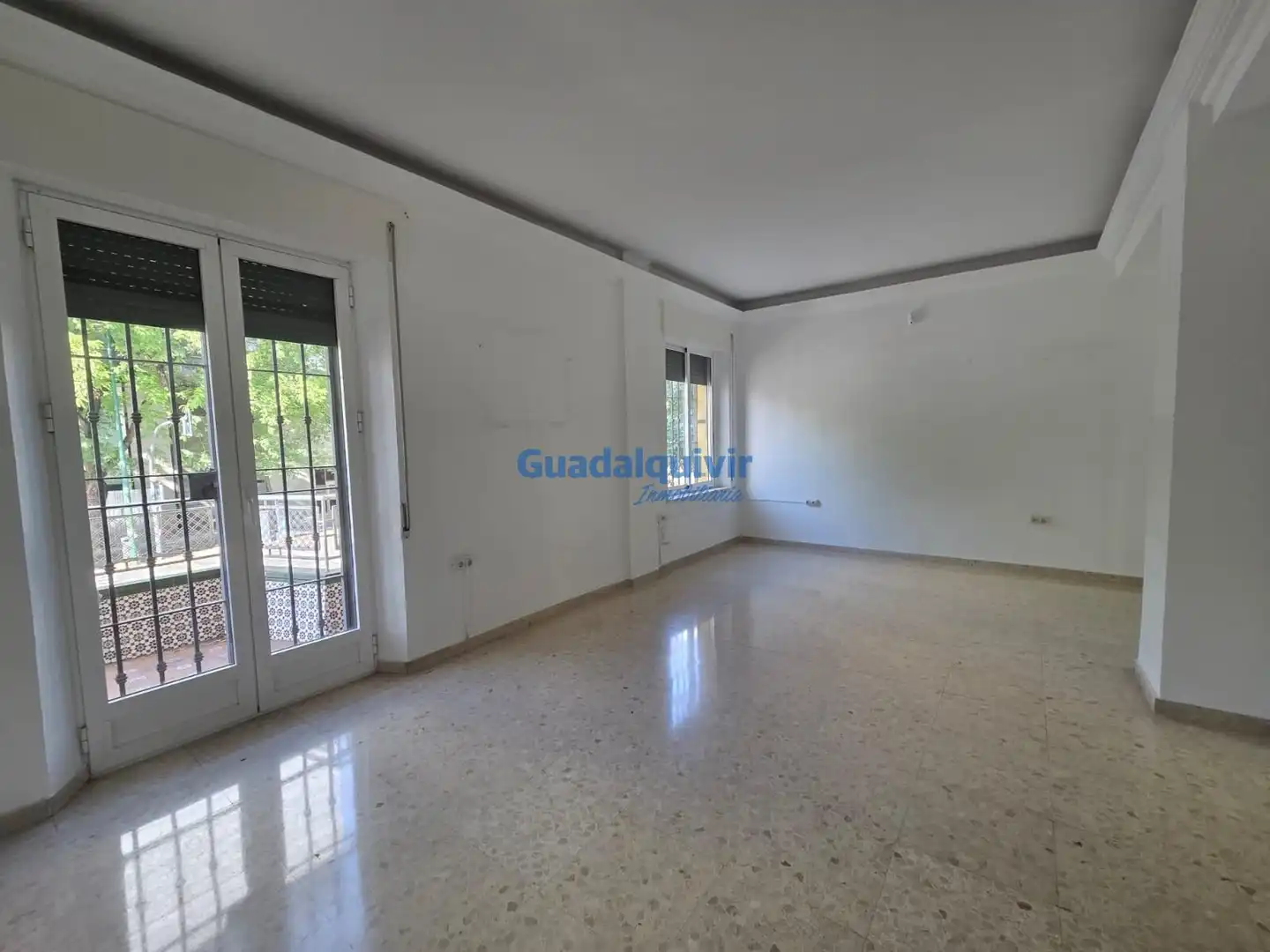 Wohnung zur Miete in EDUARDO DATO, La Buhaira
