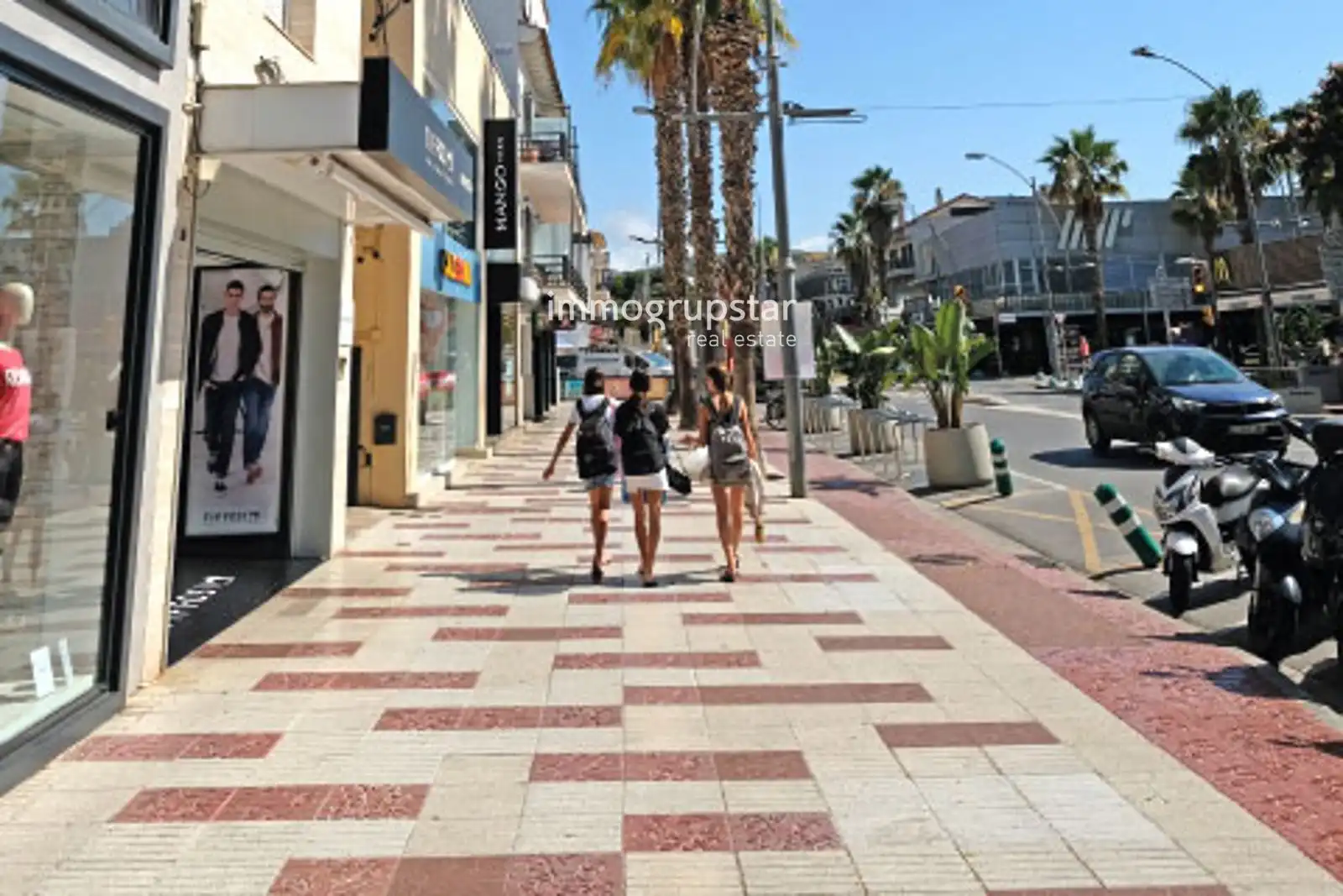 Vista exterior de Àtic en venda en Castell d'Aro, Platja d'Aro i s'Agaró amb Forn, Rentadora i Microones