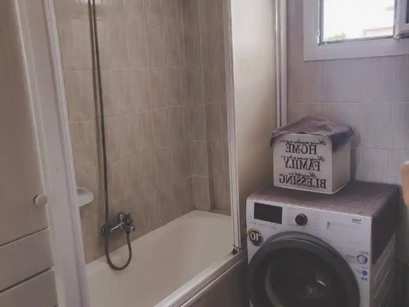 Baño de Casa adosada de alquiler en Oliva con Aire acondicionado, Calefacción y Terraza