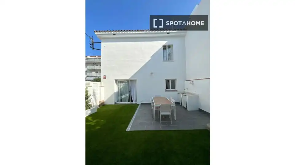 Flat for rent in Centre