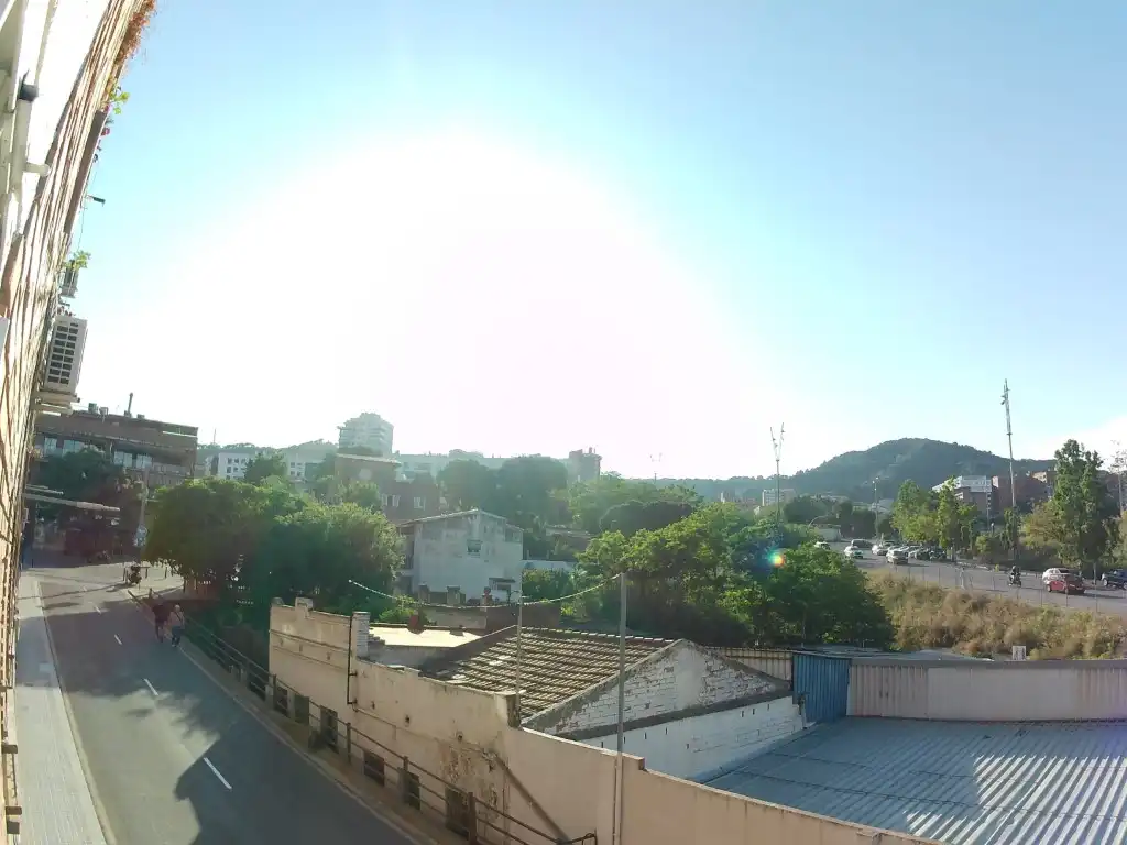 Vista exterior de Piso en venta en Barcelona