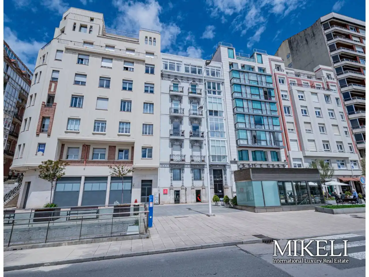 Vista exterior de Pis en venda en Santander amb Calefacció