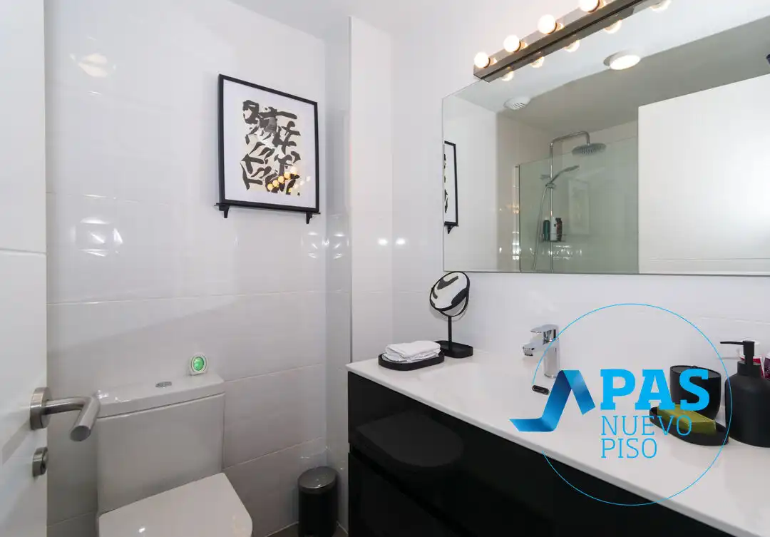 Bathroom of Flat for sale in Santa Cruz de Bezana  with Heating, Private garden and Terrace