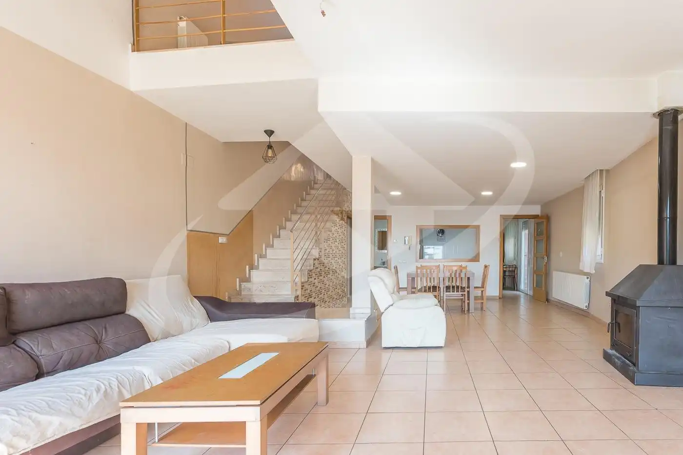 Sala d'estar de Casa o xalet en venda en Castellar del Vallès amb Aire condicionat, Calefacció i Terrassa