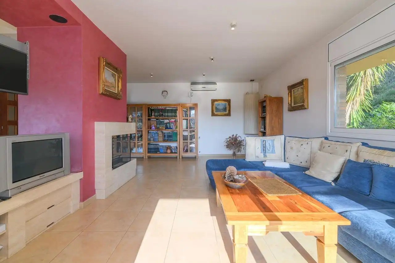 Living room of Houses for sale in Sabadell  with Air Conditioner, Heating and Terrace