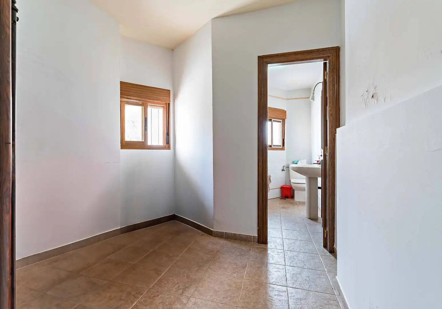 Bathroom of Houses for sale in Adra  with Furnished