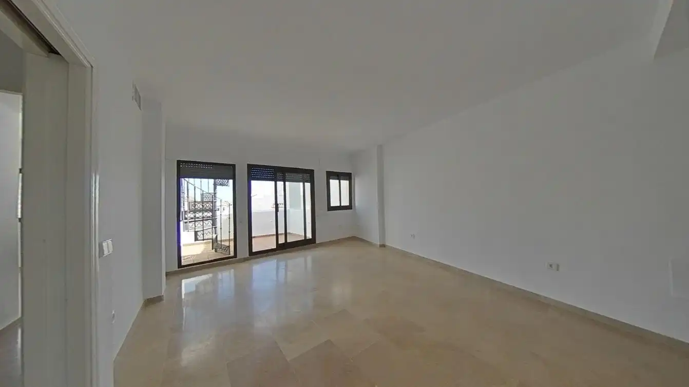 Attique avec piscine à vendre à Ur Fuente de la Duquesa, imagen 2