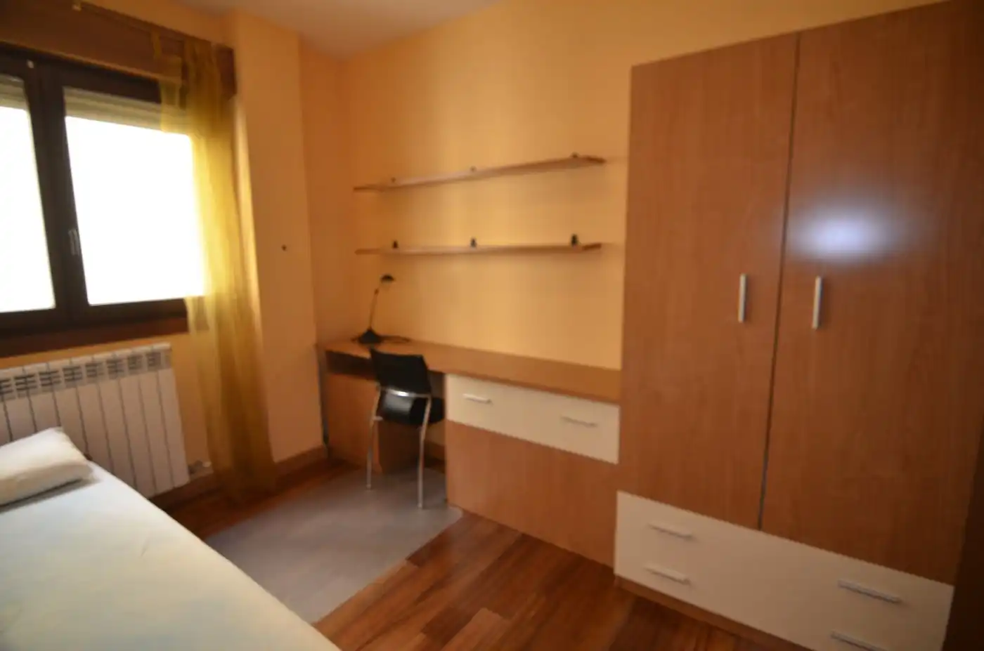 Habitación de Piso de alquiler en Salamanca con Calefacción y Amueblado