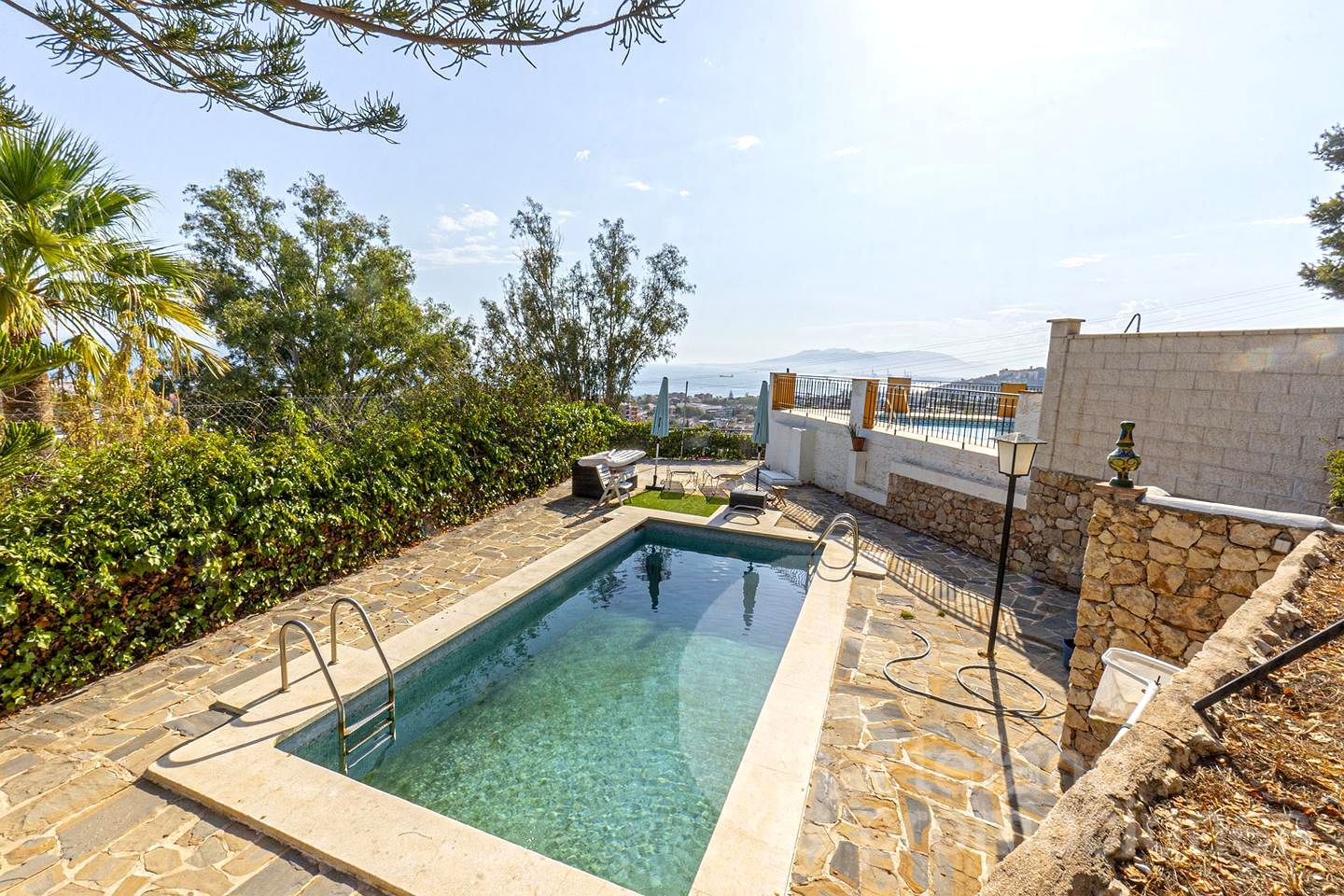 Piscina de Casa o xalet en venda en Málaga Capital amb Jardí privat, Terrassa i Traster