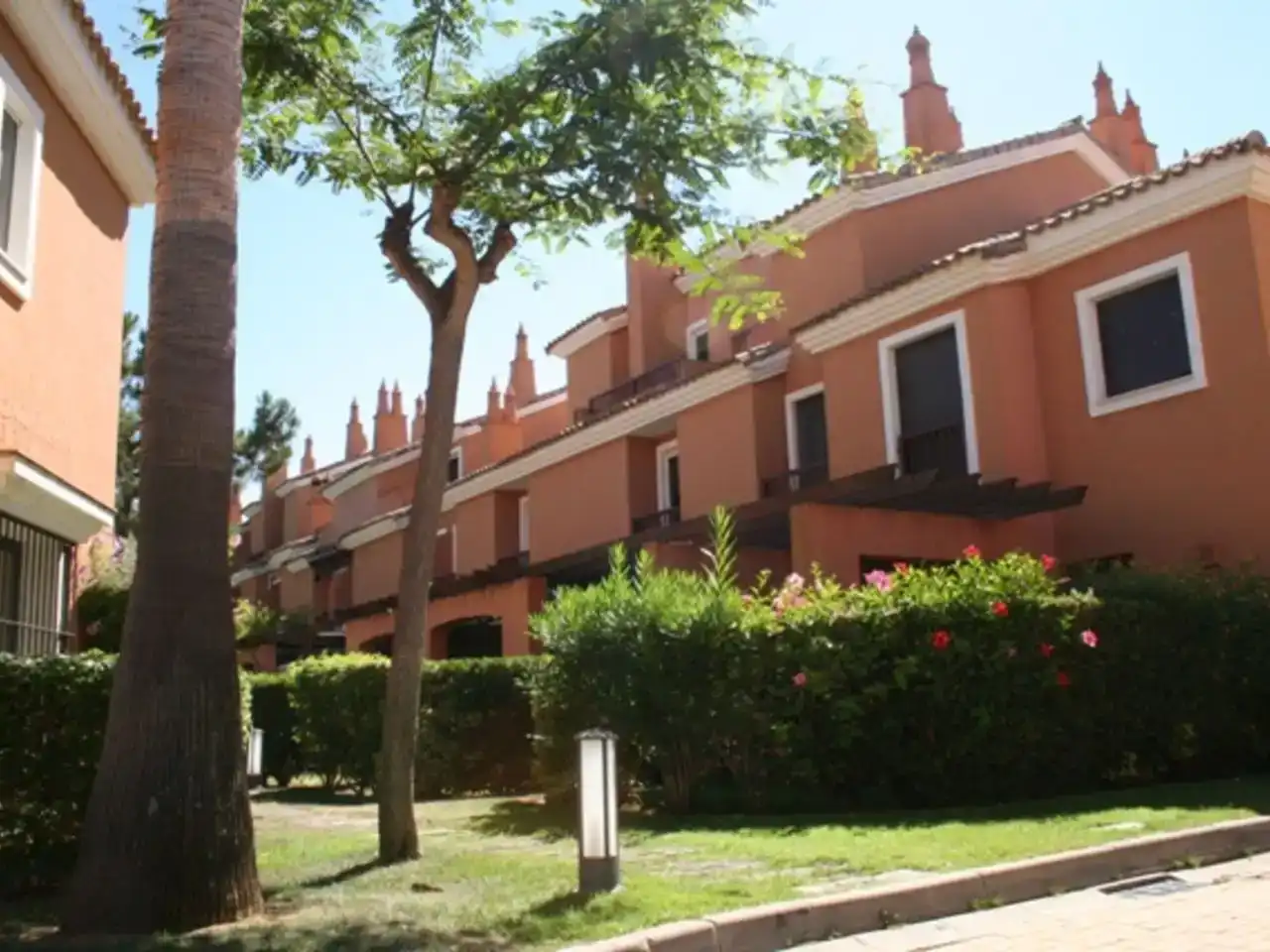 Vista exterior de Casa adosada de lloguer en Islantilla Golf