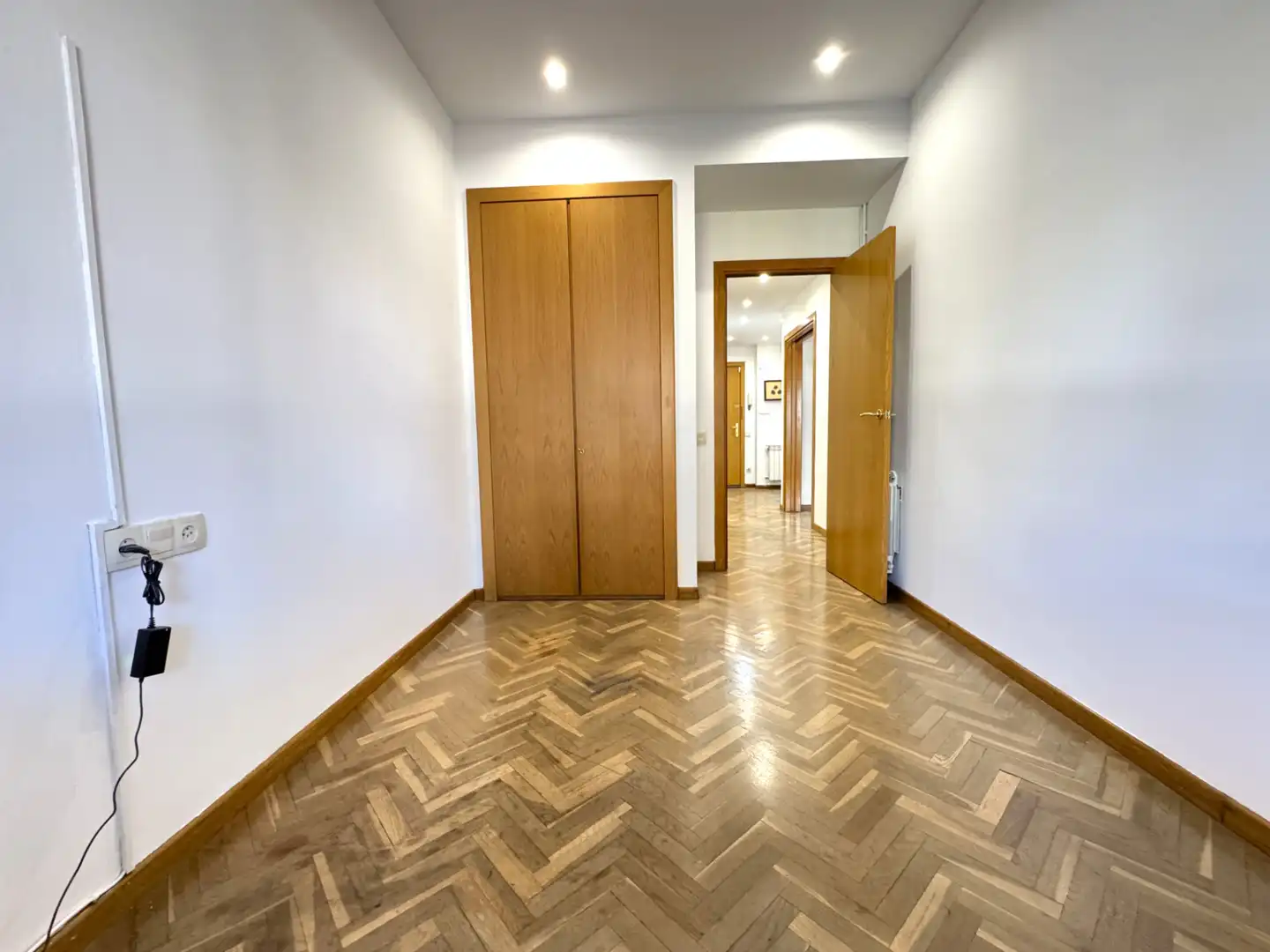 Piso en venta en Barcelona con Calefacción, Parquet y Horno