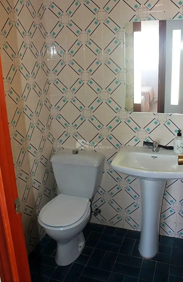 Baño de Apartamento de alquiler en Benicasim / Benicàssim con Terraza, Piscina y Piscina comunitaria