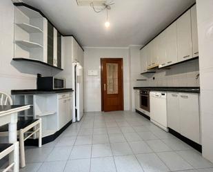 Kitchen of Flat for sale in Elorrio  with Heating, Parquet flooring and Furnished