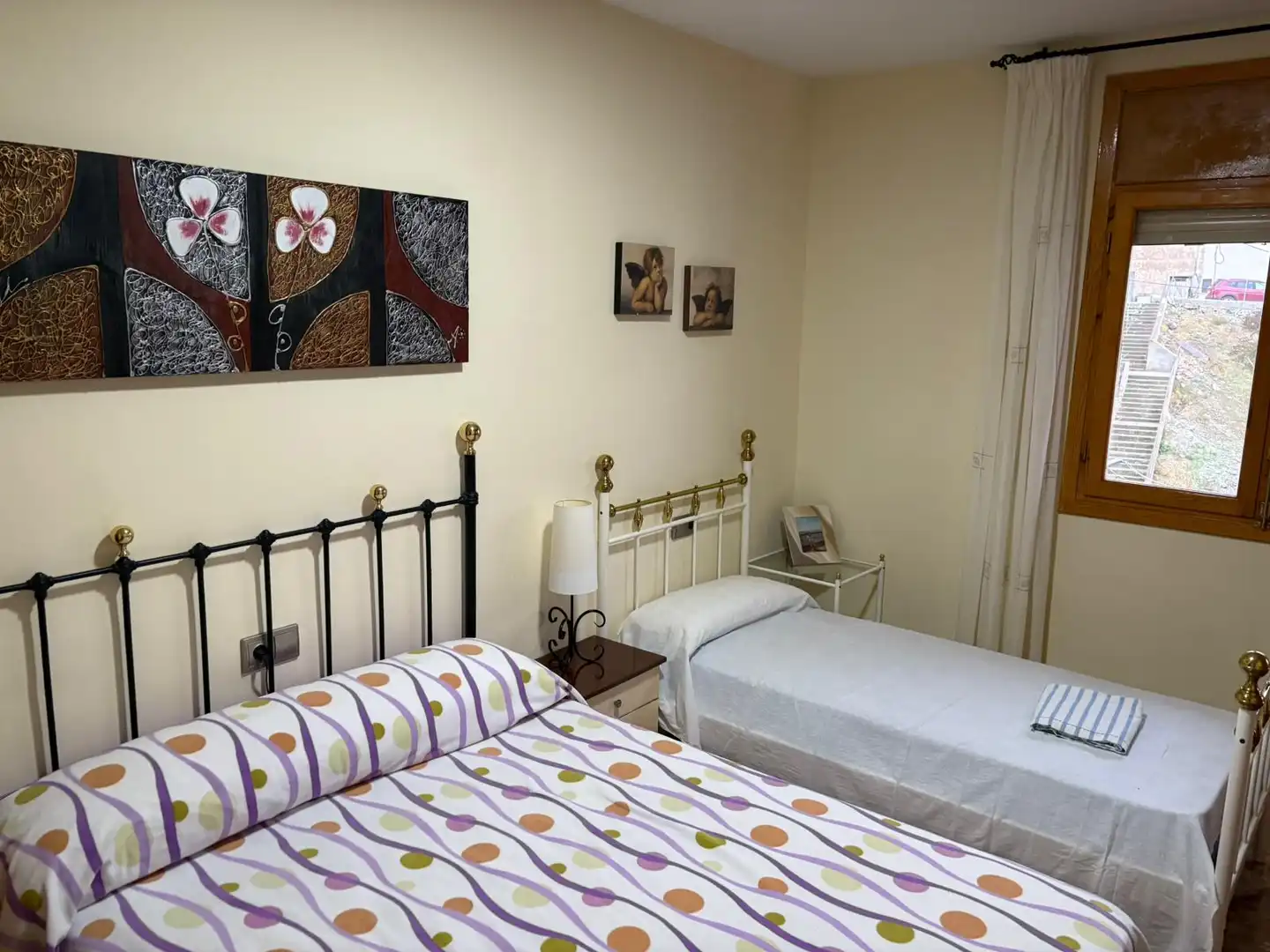 Habitación de Piso en venta en Cuevas del Campo con Amueblado y Balcón
