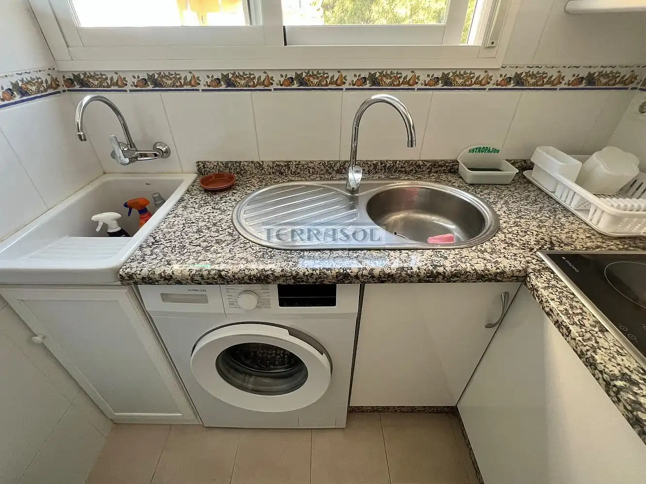 Cuina de Apartament en venda en Vélez-Málaga amb Terrassa i Moblat
