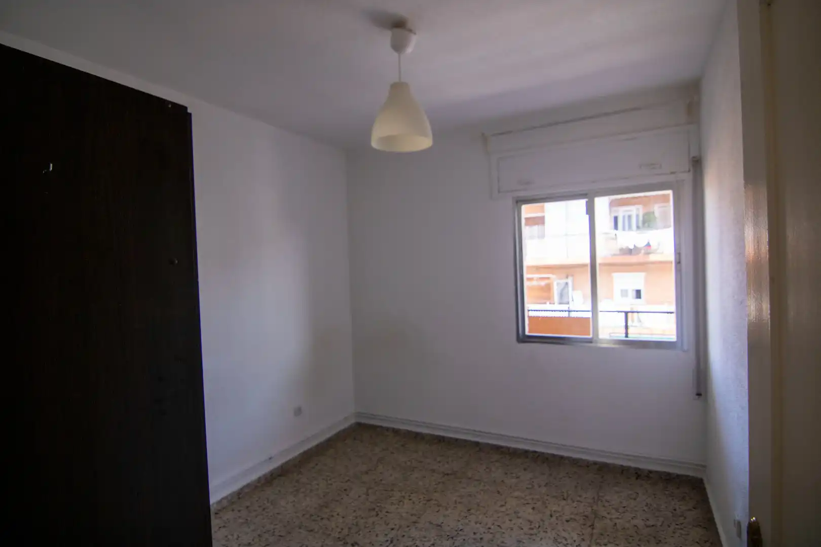 Bedroom of Flat for sale in Madrid  with Terrace, Washing machine and Alarm