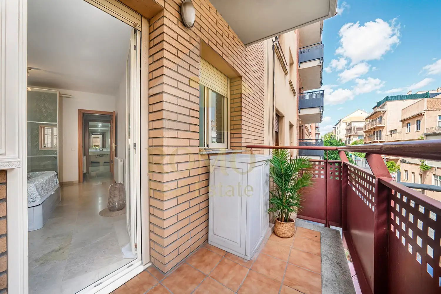 Vista exterior de Dúplex en venda en Sant Adrià de Besòs amb Aire condicionat, Calefacció i Balcó