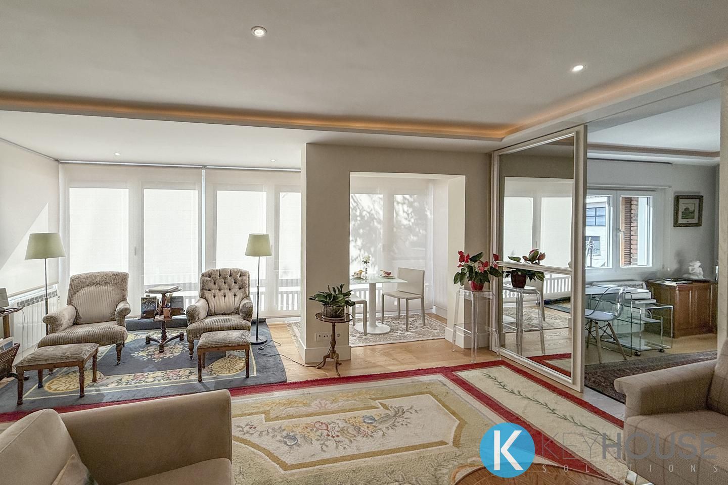 Sala d'estar de Pis en venda en  Madrid Capital amb Aire condicionat, Calefacció i Terrassa