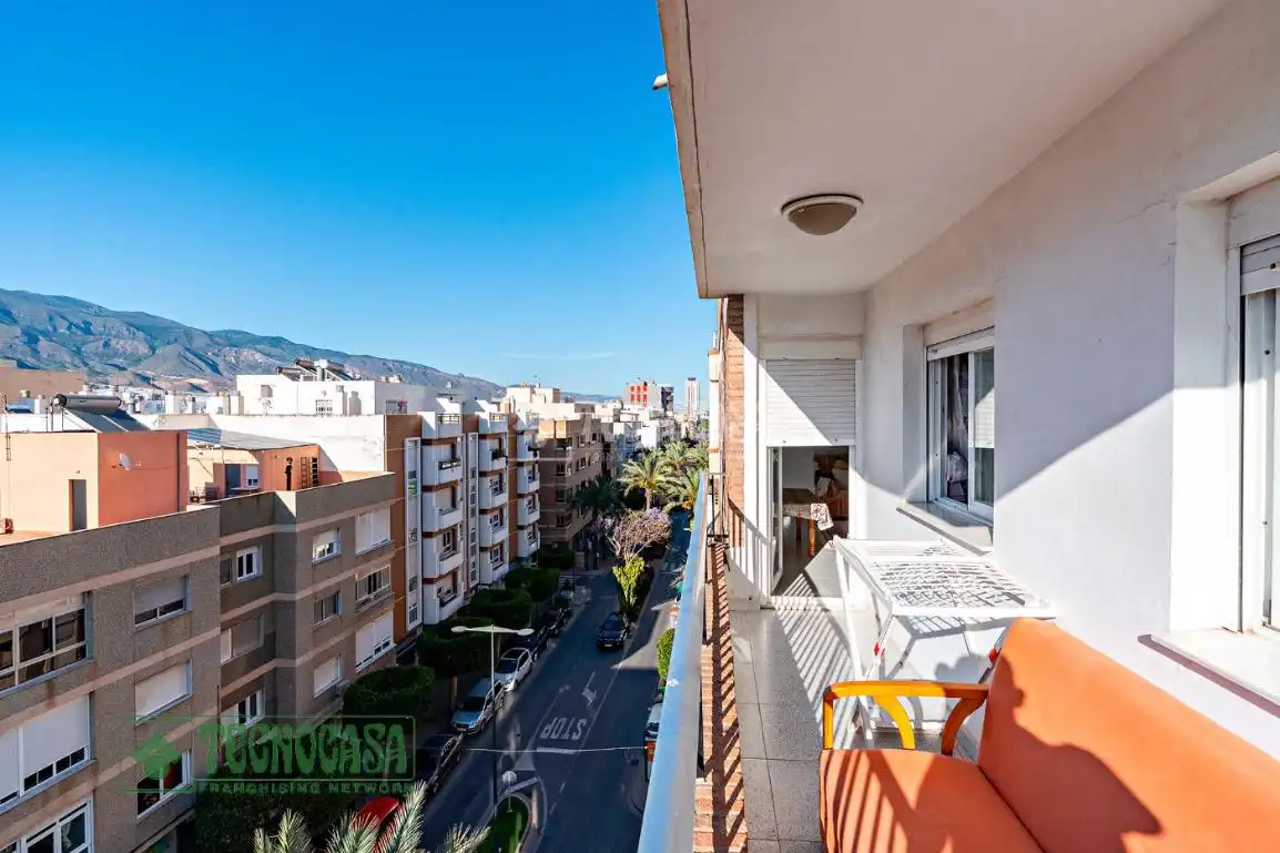 Appartamento con ascensore in vendita a El Ejido Ciudad, imagen 2
