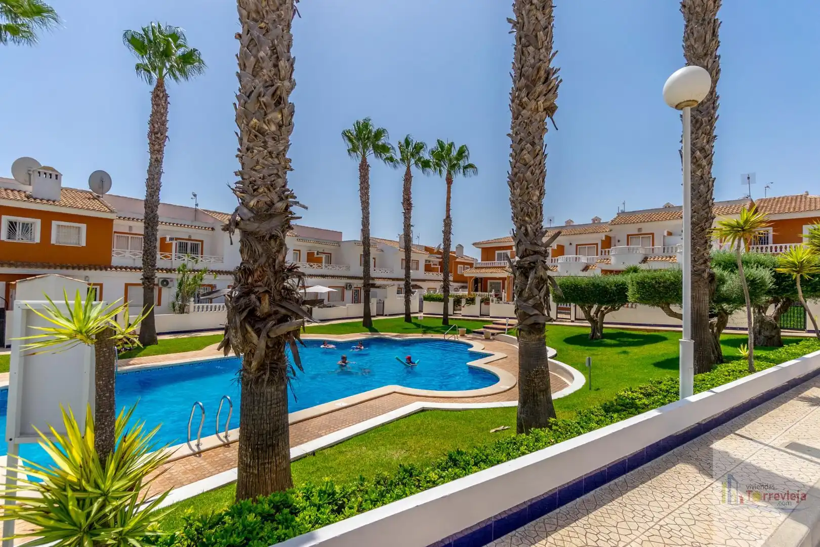 Detached house with pool for sale in Ciudad Quesada