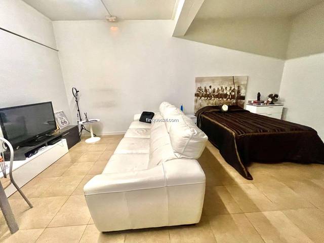 Local comercial en Venta en Fonts dels Capellans - Sagrada Família